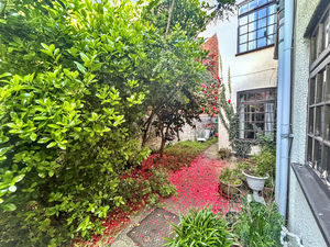 Photo 4- click for photo gallery